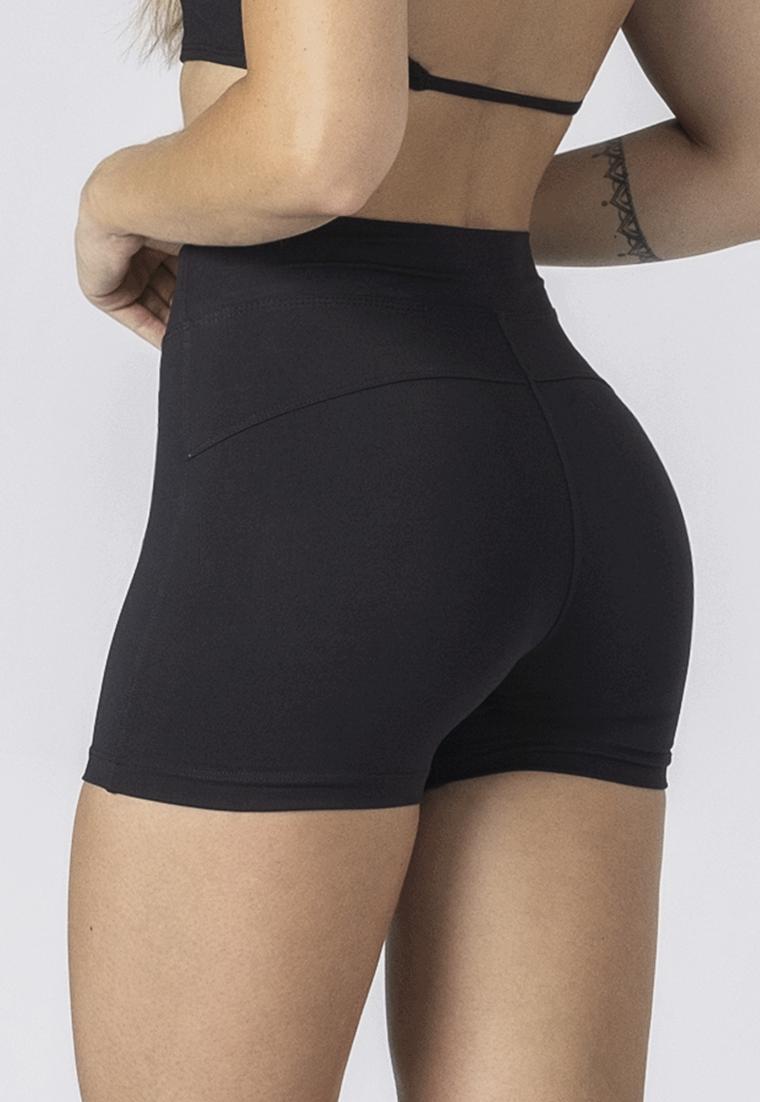 02 shorts valeria preto g